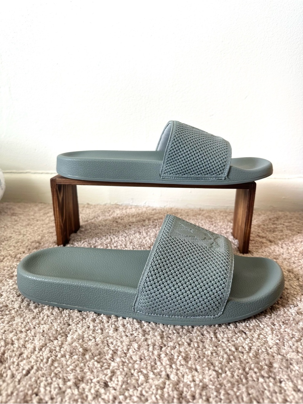 Psycho Bunny Men’s Knit Logo Slides Color “Lead” Size 11 - Picture 8 of 10
